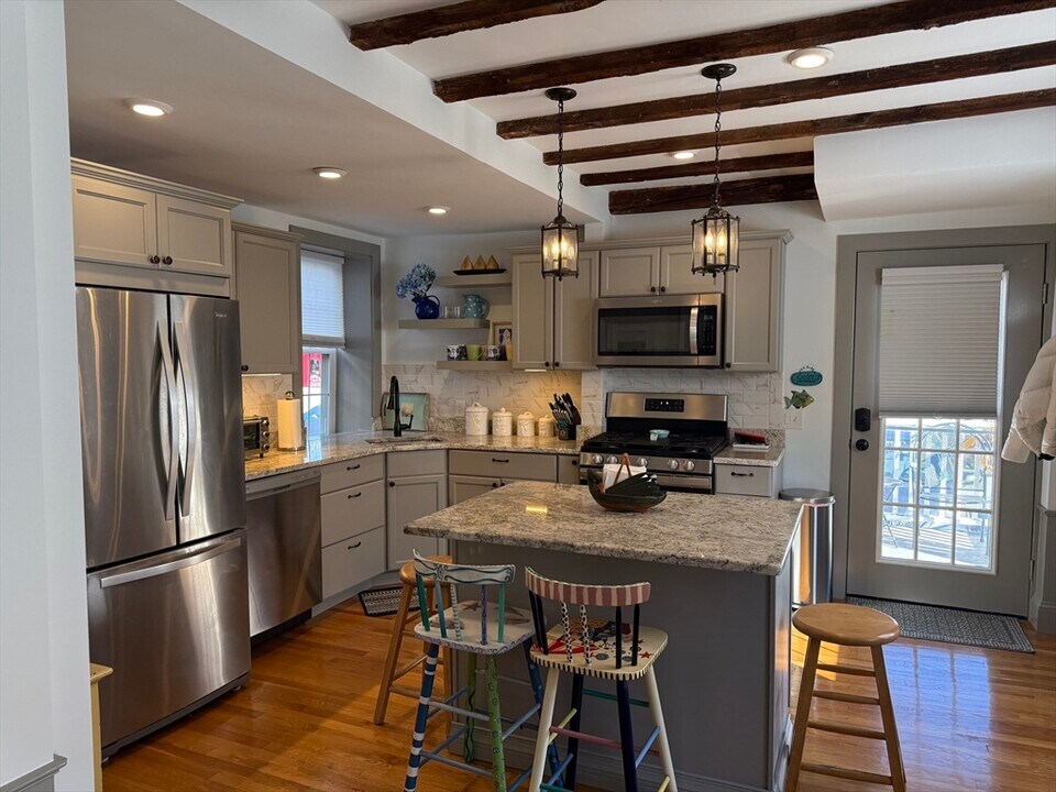 8 Williams St in Salem, MA - Building Photo