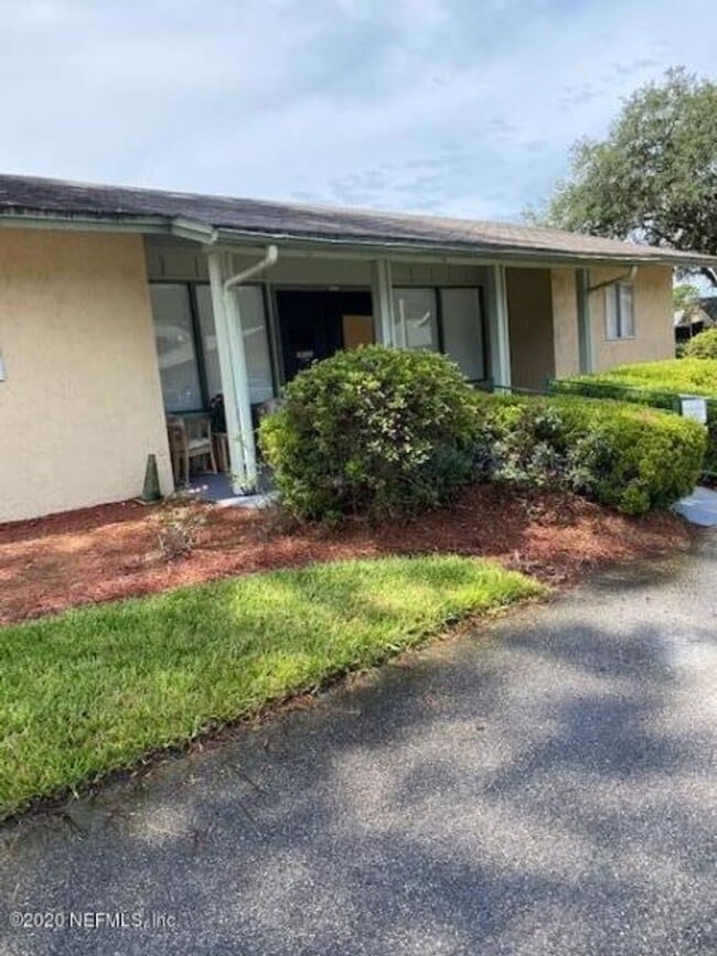 1255 The Grove Rd in Orange Park, FL - Building Photo - Building Photo