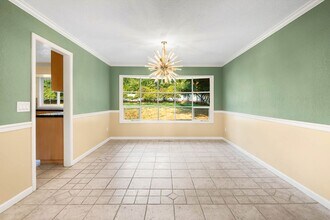 18122 NE 127th St in Redmond, WA - Building Photo - Building Photo