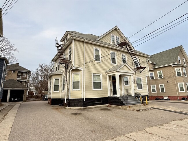 29 John St in Attleboro, MA - Building Photo - Building Photo