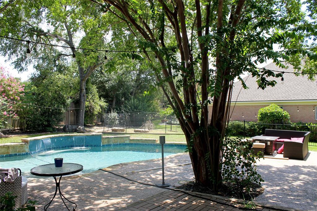 10713 Bay Laurel Trail in Austin, TX - Foto de edificio