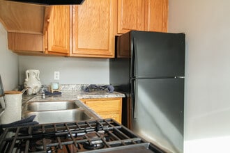 Yorkleigh in Duluth, MN - Building Photo - Building Photo