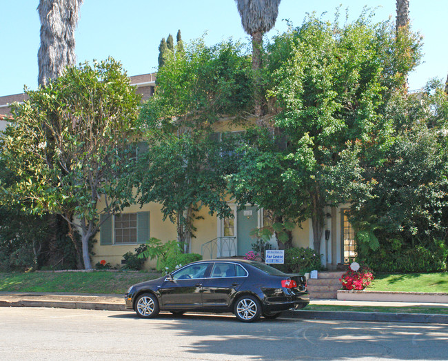 212 S Lasky Dr in Beverly Hills, CA - Building Photo - Building Photo