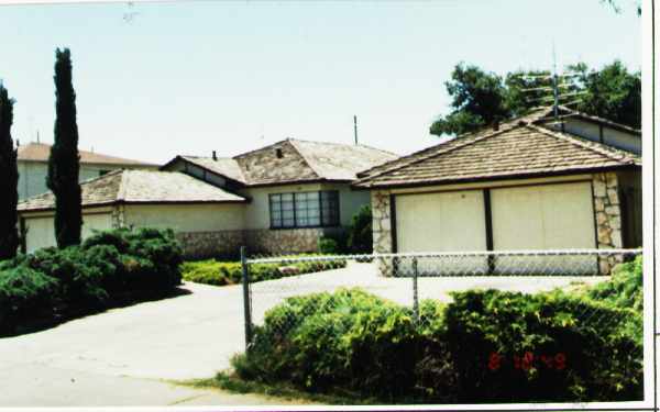 1339-1341 Danube Way in San Jose, CA - Foto de edificio - Building Photo