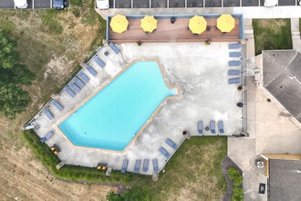 Deercross in Indianapolis, IN - Foto de edificio - Building Photo