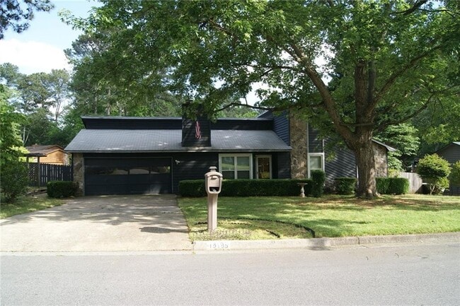 10195 Old Woodland Entry in Alpharetta, GA - Building Photo - Building Photo