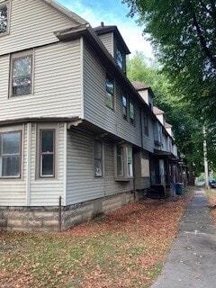 235 Chamberlain St in Rochester, NY - Building Photo - Building Photo