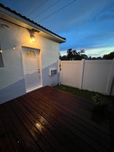 16101 NE 11th Ave in North Miami Beach, FL - Building Photo - Building Photo