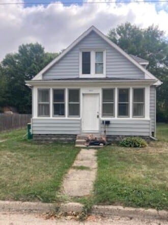 property at 802 Harding Ave