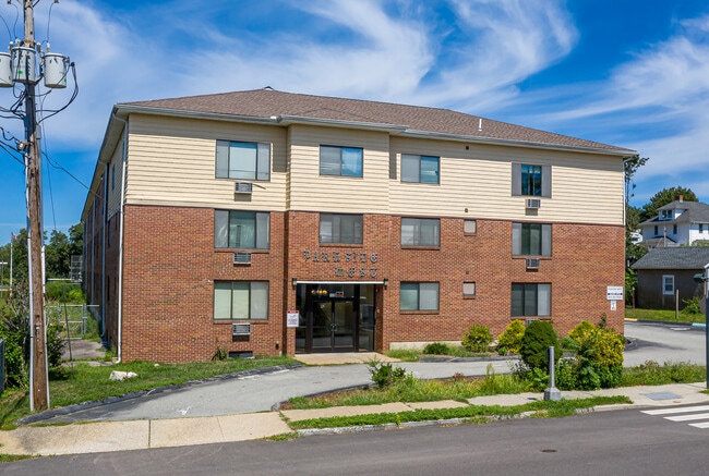 Parkside West Apartments photo'