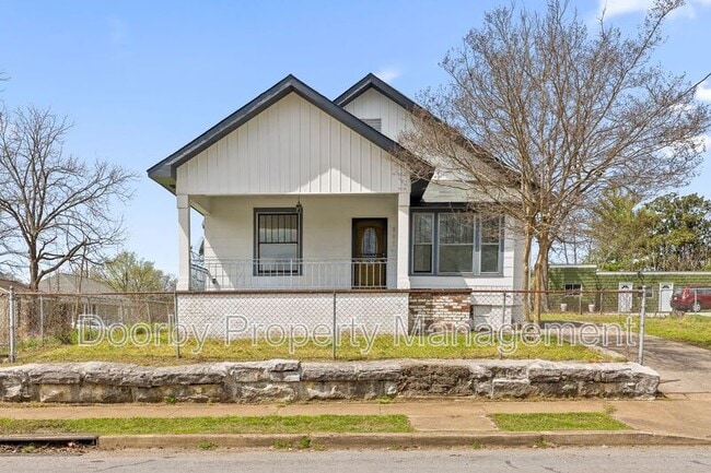 913 S Highland Park Ave in Chattanooga, TN - Building Photo - Building Photo