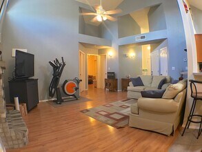 12056 Jose Cisneros Dr in El Paso, TX - Building Photo - Building Photo
