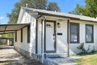 309 Buhler Dr in Garland, TX - Building Photo - Building Photo