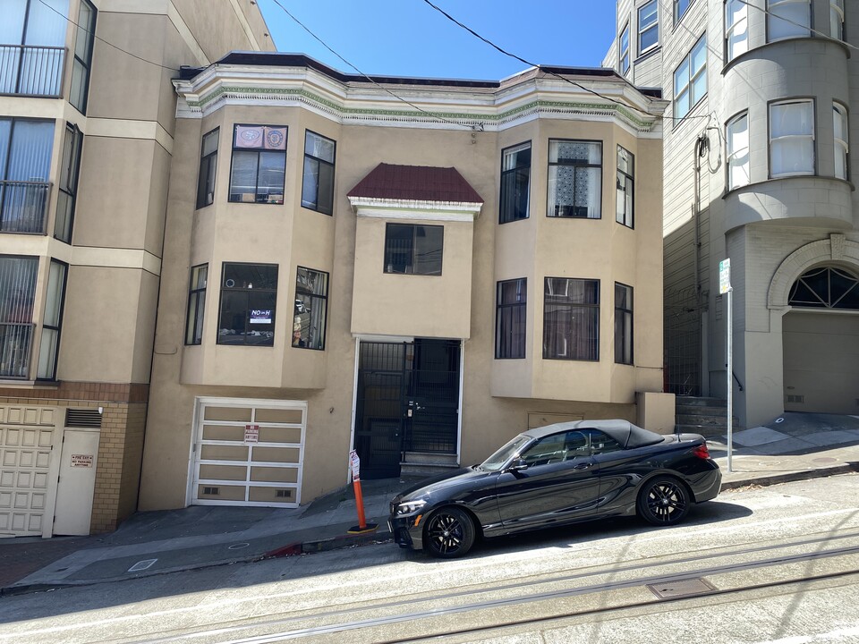 1235-1241 Washington St in San Francisco, CA - Building Photo