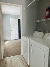 17 E Manor St in Oxford, MI - Building Photo - Building Photo