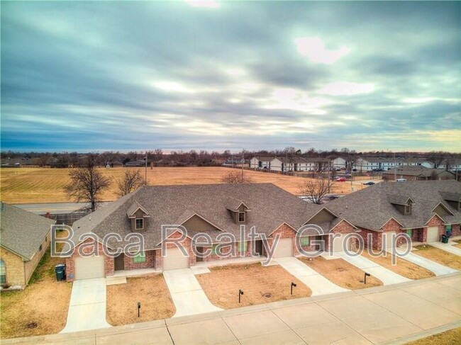 4716 Loch Ln in Del City, OK - Building Photo - Building Photo