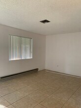 2819 E Fort Lowell Rd in Tucson, AZ - Foto de edificio - Building Photo