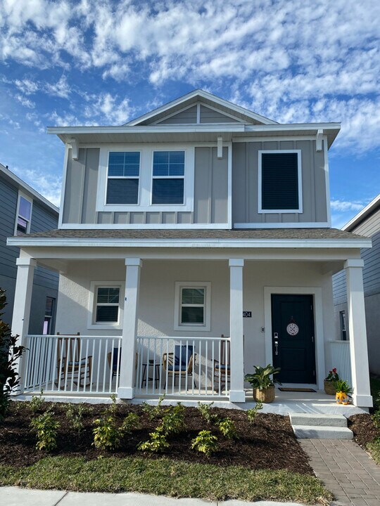 6404 Pne Frk Aly in St. Cloud, FL - Building Photo