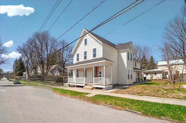 property at 3 Waterbury St