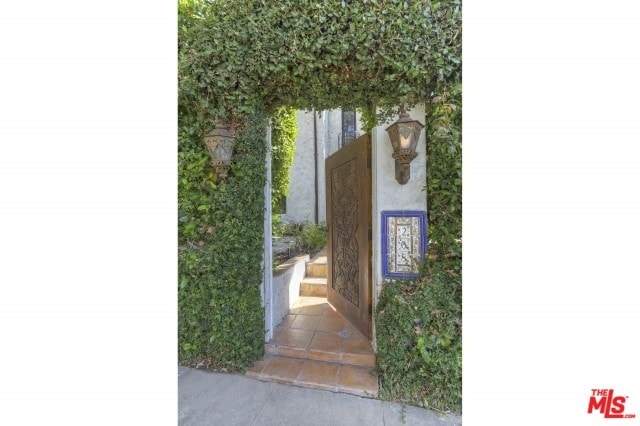 268 S Orange Dr in Los Angeles, CA - Building Photo - Building Photo