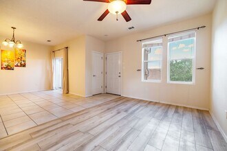 4359 B San Benito St in Santa Fe, NM - Building Photo - Building Photo
