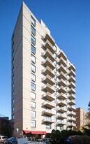 Park Lane Tower in Jamaica, NY - Building Photo