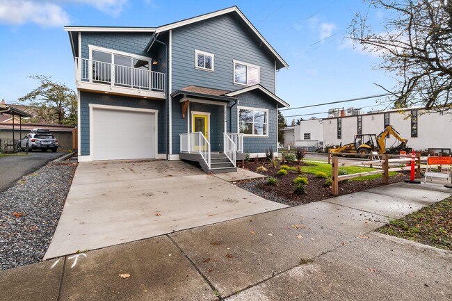 2100 C St in Bellingham, WA - Building Photo - Building Photo