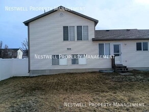 5674 Prospero Ln in Herriman, UT - Building Photo - Building Photo