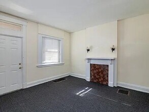 2318 Chickasaw St in Cincinnati, OH - Building Photo - Building Photo