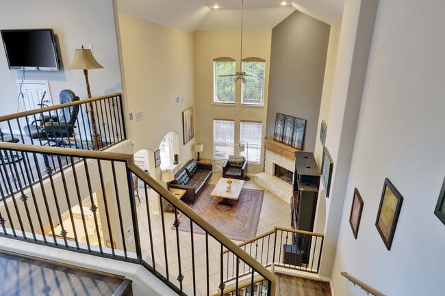 10616 Big Thicket Dr in Austin, TX - Building Photo - Building Photo