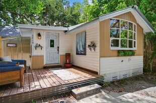 5416 Delette Ave S in Gulfport, FL - Building Photo