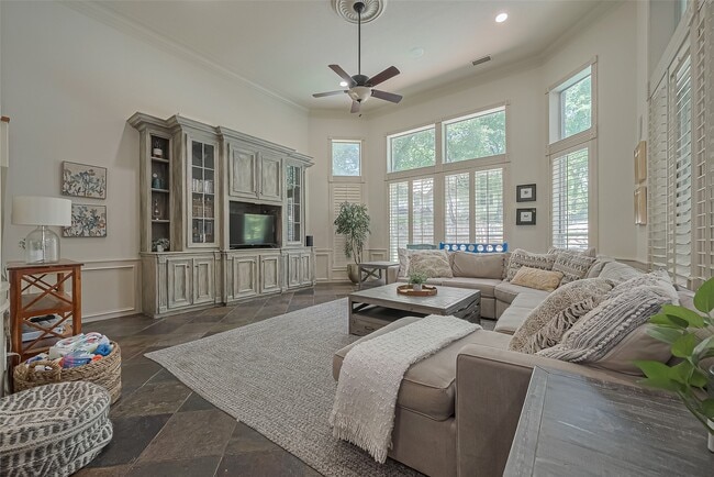 property at 26 Spiceberry Pl