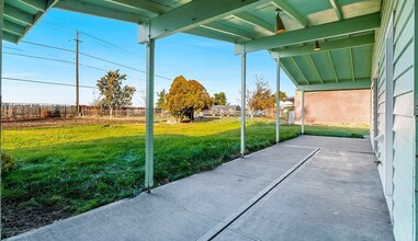 141 Carswell Dr in Moses Lake, WA - Building Photo - Building Photo