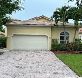 6211 Arlington Way in Fort Pierce, FL - Building Photo