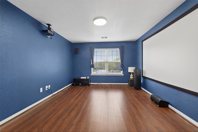 1314 Glenwood Canyon Ln