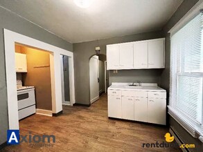 322 S 11th Ave in Pocatello, ID - Building Photo - Building Photo