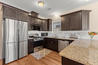 23 Reynolds Ave in Harrison, NJ - Building Photo - Building Photo