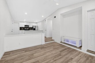 1825 Palm Cove Blvd in Delray Beach, FL - Building Photo - Building Photo