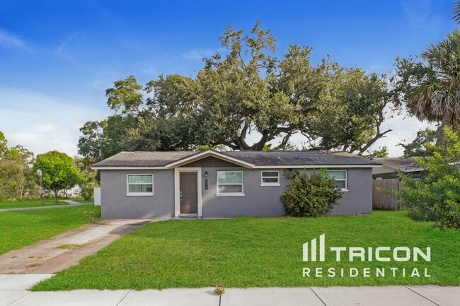 property at 5285 86th Ave