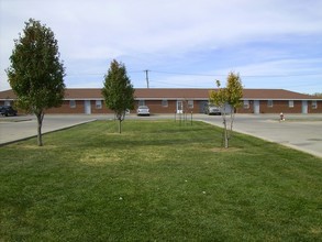 606 Long in Garden City, KS - Building Photo - Building Photo