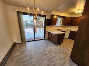 10811 E 26th Ave in Spokane Valley, WA - Building Photo - Building Photo