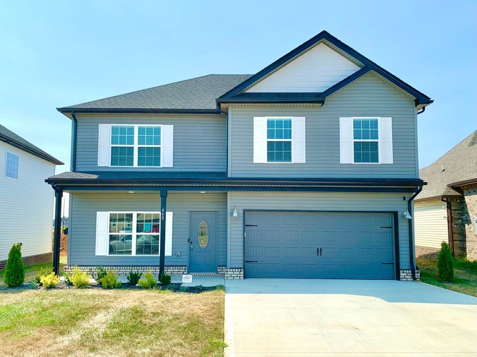 448 Ayden Ln in Clarksville, TN - Building Photo