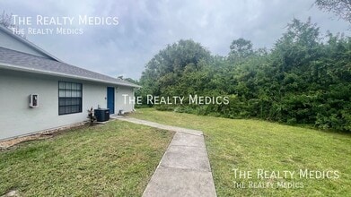 1984 Agora Cir SE in Palm Bay, FL - Building Photo - Building Photo