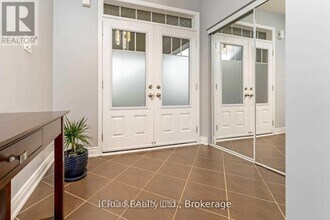 883 Pickersgill Crescent in Milton, ON - Building Photo - Building Photo
