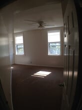 8 W Hollister St, Unit 1 in Cincinnati, OH - Building Photo - Building Photo