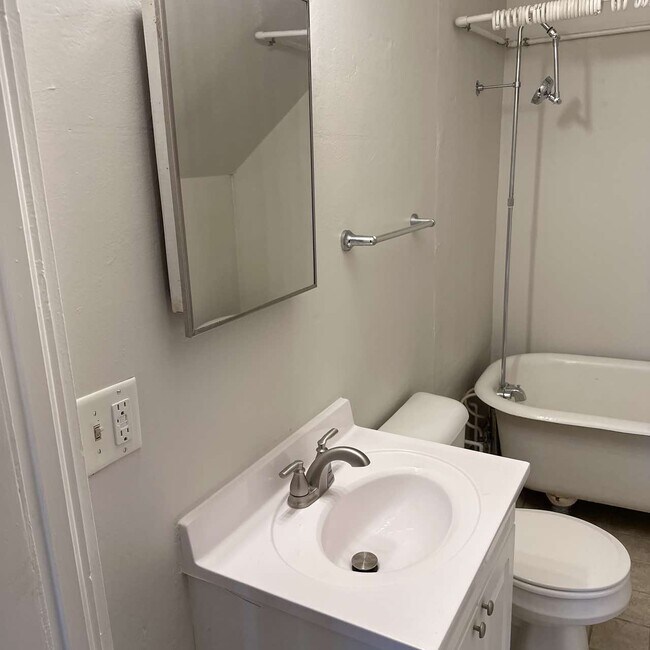 1416 Lincoln Ave, Unit A in Sheboygan, WI - Foto de edificio - Building Photo