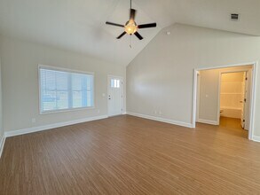 310 Barney Run in Statesboro, GA - Building Photo - Building Photo