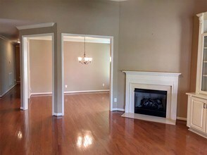 2907 Blossom Park Drive Southeast in Owens Cross Roads, AL - Building Photo - Building Photo