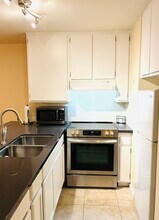 4600 Lamont St, Unit The Plaza Condominium in San Diego, CA - Foto de edificio - Building Photo