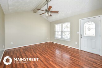 385 Drake Dr in Shepherdsville, KY - Building Photo - Building Photo